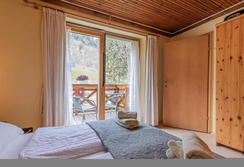 패밀리 룸, Chalet Charlotte