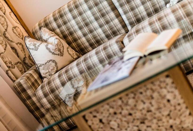 Номер Стандарт с Балконом, Dolcevita Hotel Jagdhof