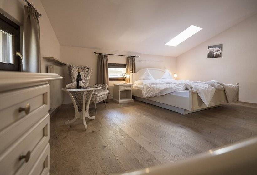 Классический Номер, Schloss Plars Wine & Suites