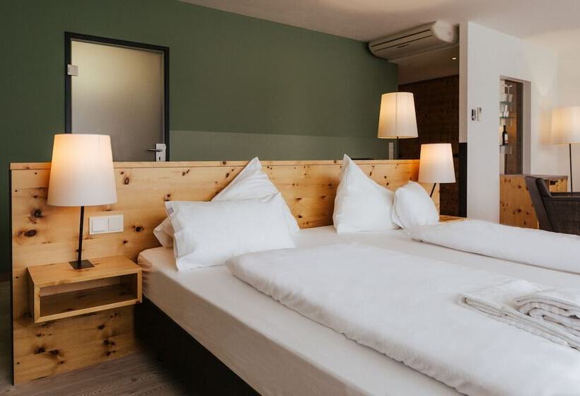 Полулюкс, Villa Seilern Vital Resort
