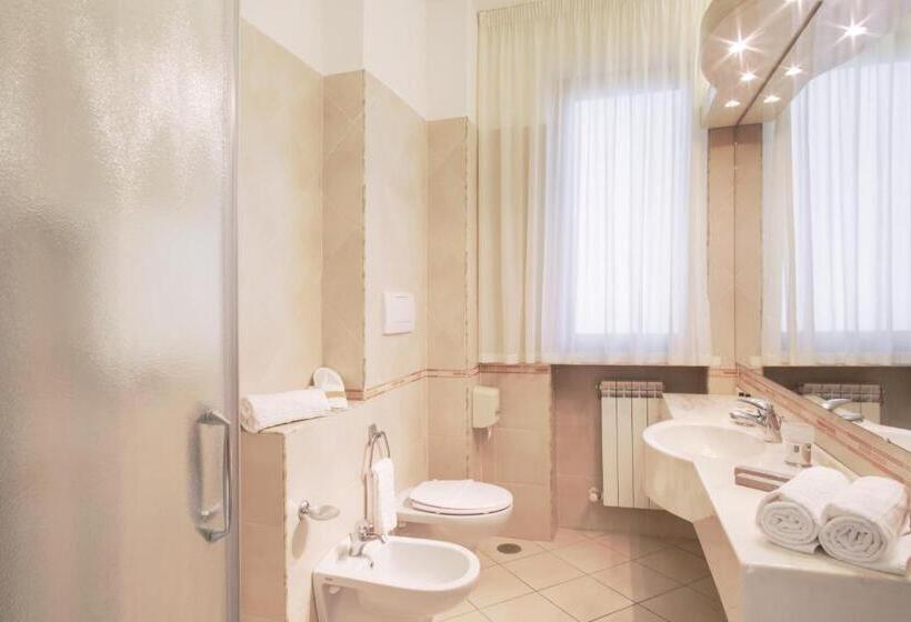 سوییت با چشم‌انداز دریا, Caesar Residence & Spa