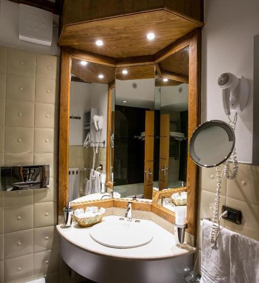 اتاق استاندارد, Design Oberosler