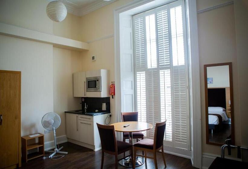 标准间, Marylebone Inn