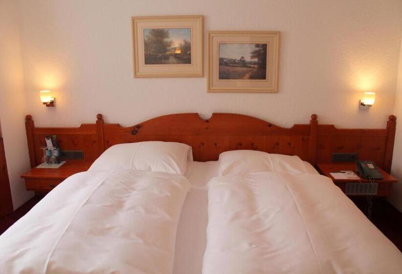 חדר סטנדרט, Steichele Hotel & Weinrestaurant