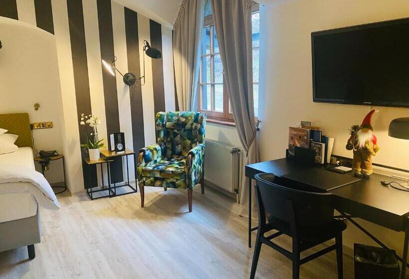 スタンダードシングルルーム, Relais & Châteaux Jagdhof Glashütte