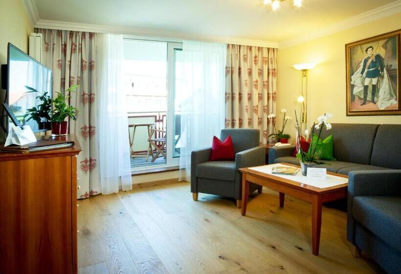 Полулюкс, Ortner S Resort