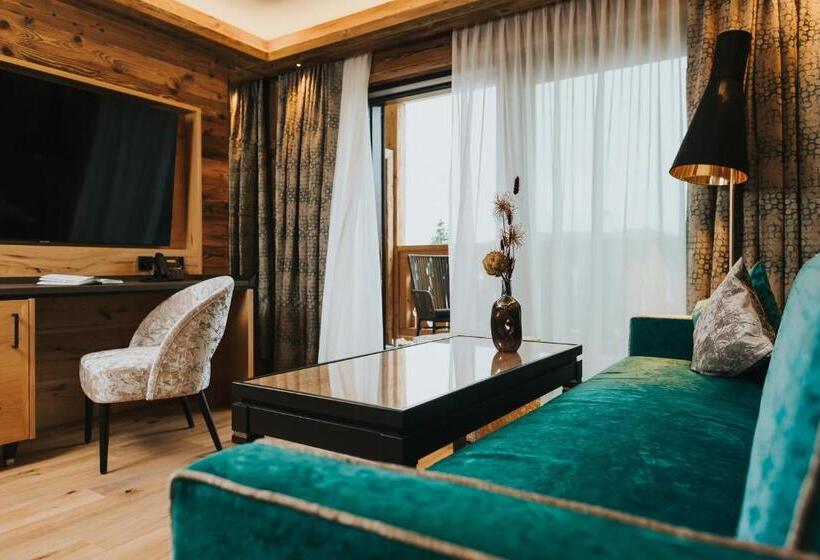 Полулюкс Повышенной Комфортности, Ortner S Resort