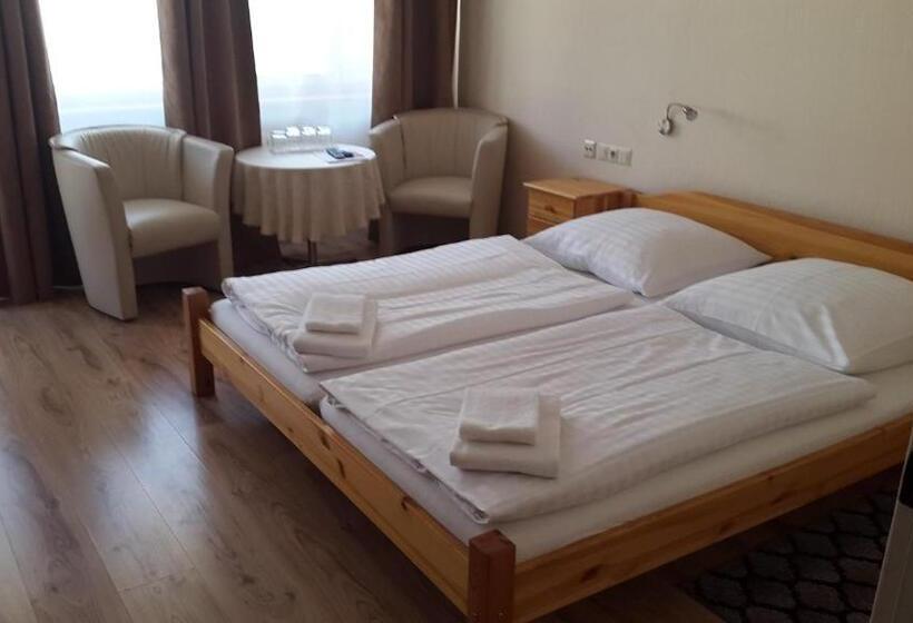컴포트 트리플 룸, Schwanen Resort