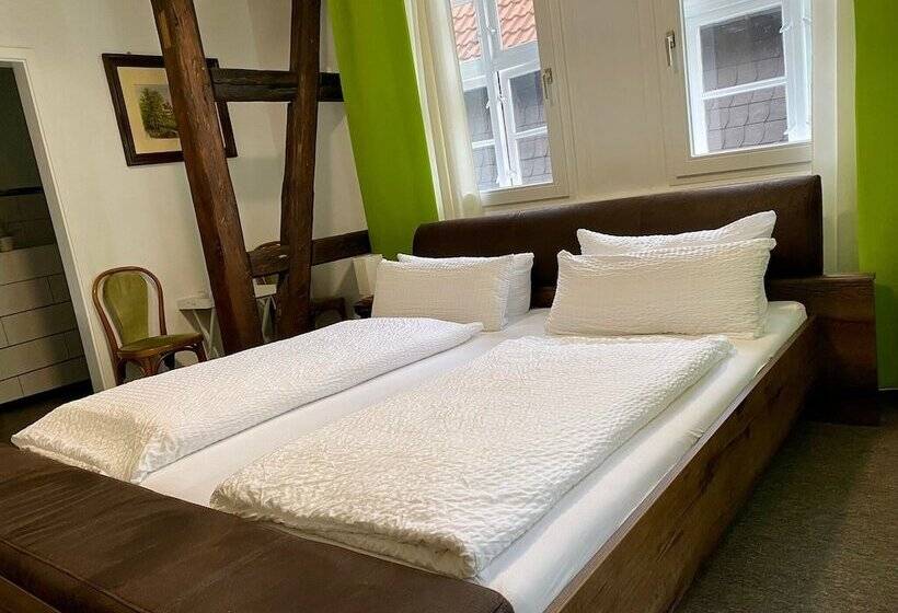 חדר סטנדרט לשלושה, Altstadt Hotel Gosequell