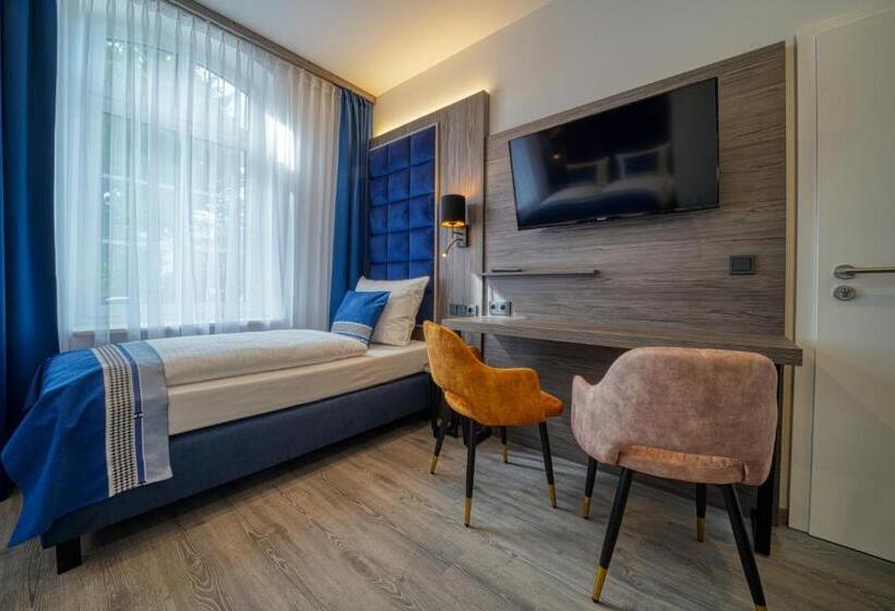 Номер Стандарт Трехместный, Zentrum Hotel Stade