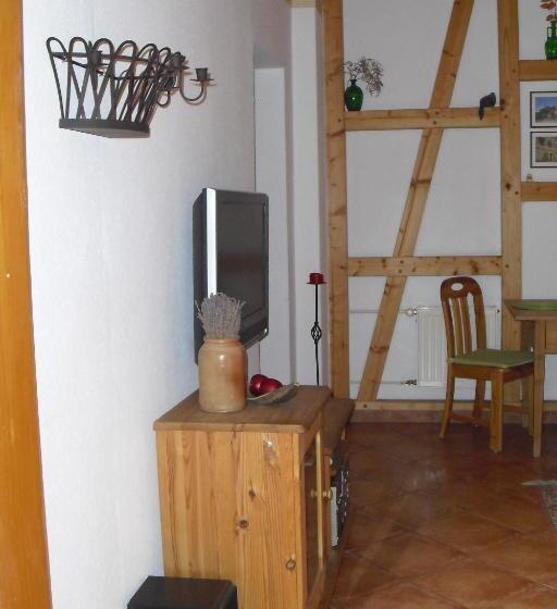 דירת חדר, Pension Reuss   Hotel Garni