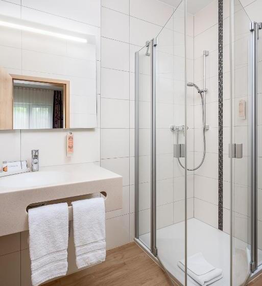 Номер Стандарт Трехместный, Classicx Landhaus & Hotel   Bed & Breakfast