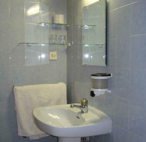 스탠다드 룸, Hostal Central Zaragoza