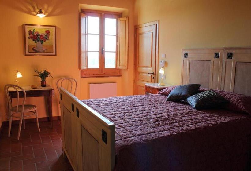 سوییت با چشم‌انداز کوه, Amedea Tuscany Country Experience