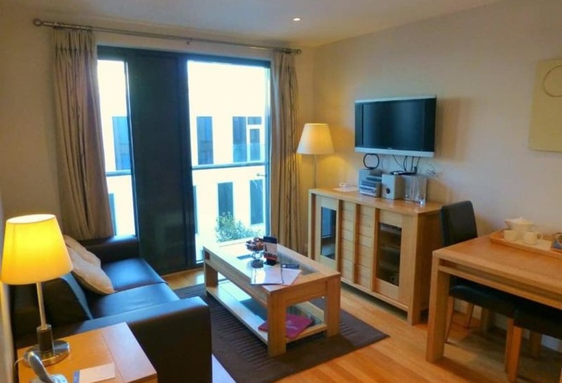 Апартаменты 1 Спальня Вид на Город, Liberty Wharf Apartments