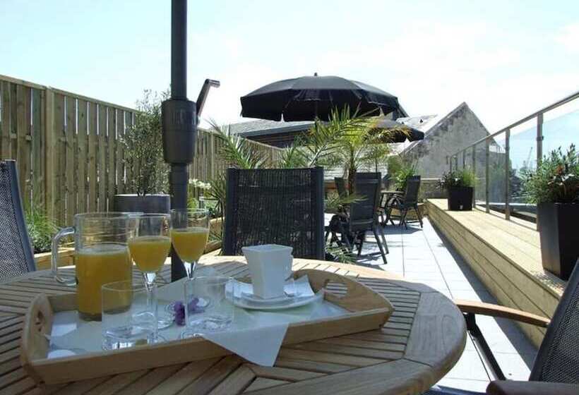 Апартаменты 1 Спальня с Балконом, Liberty Wharf Apartments