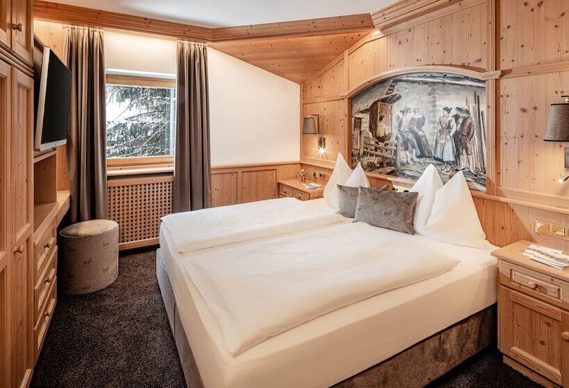 Апартаменты Deluxe 1 Спальня, Apartments & Suites Hotel Garden