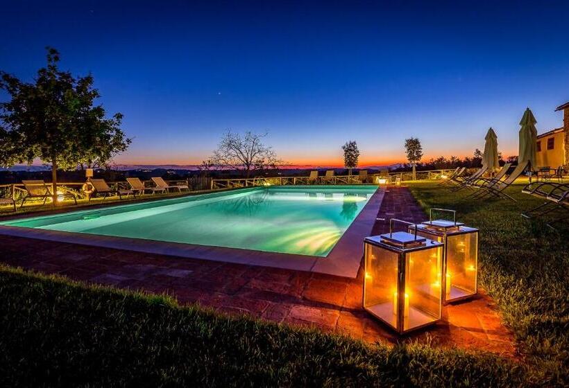 شقة غرفة واحدة, Villa S.andrea