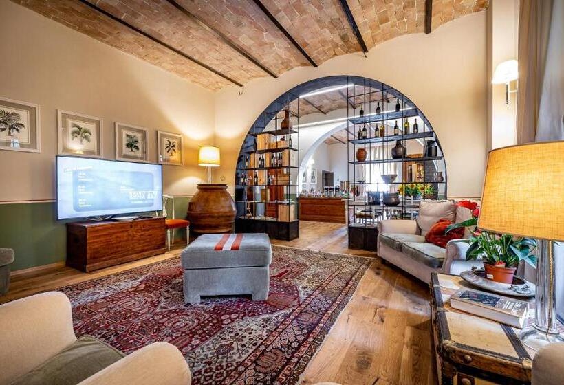 غرفة عائلية, Villa S.andrea
