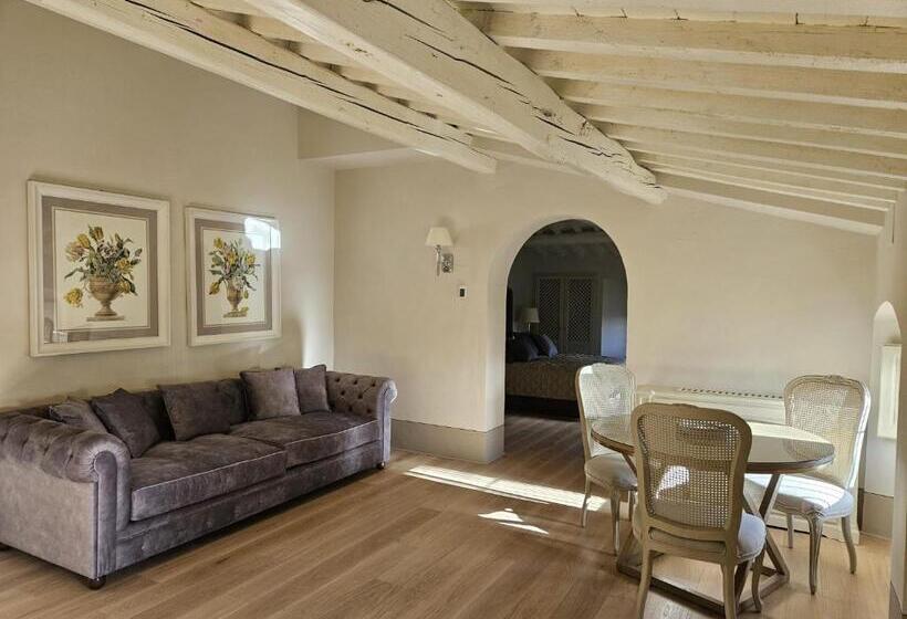 جناح, Villa S.andrea