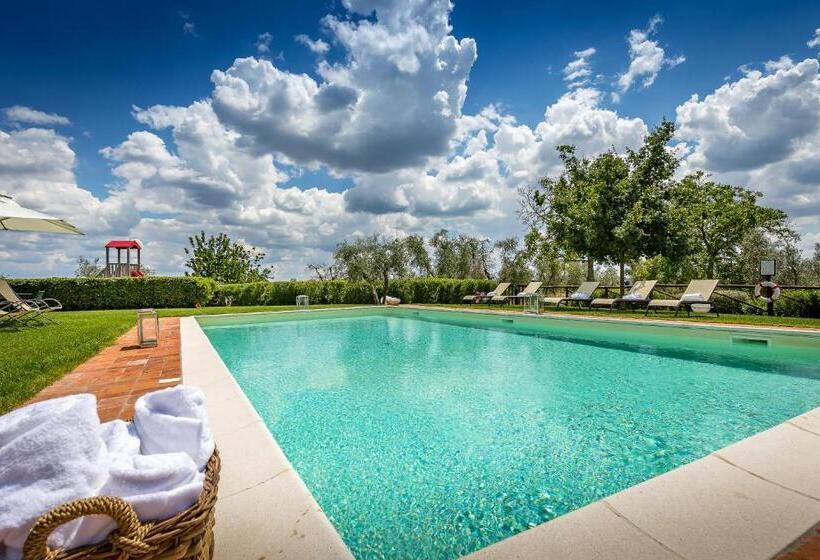 شقة غرفتين, Villa S.andrea