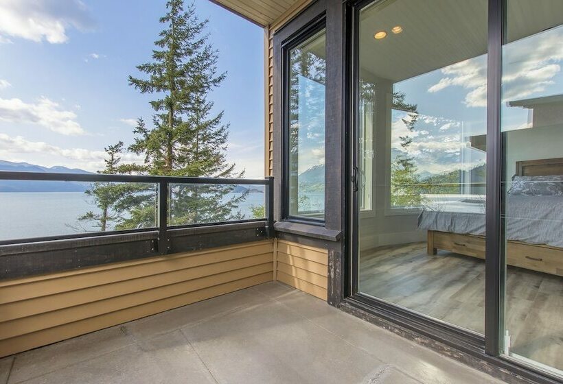침실 1개 주택, The Lodge On Harrison Lake