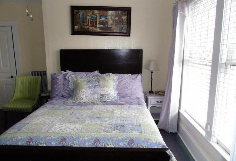 Люкс Повышенной Комфортности, The Charleston Inn Hendersonville Nc