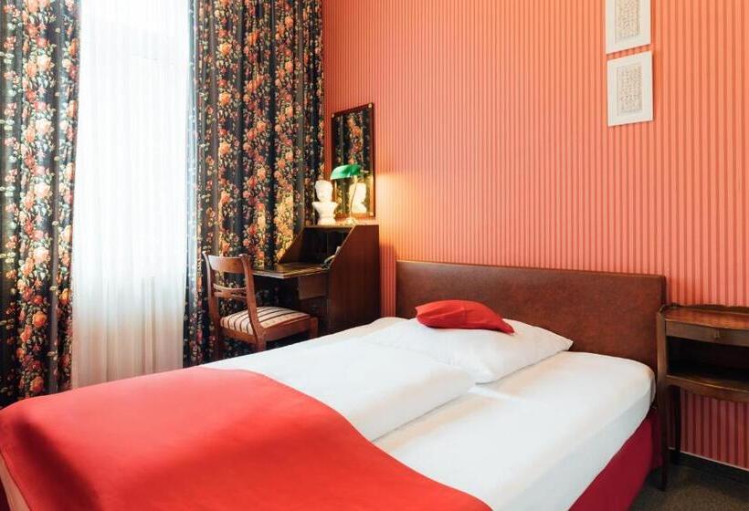 Номер Стандарт Индивидуальный, Das Kleine Hotel In Ruhiger Stadtlage