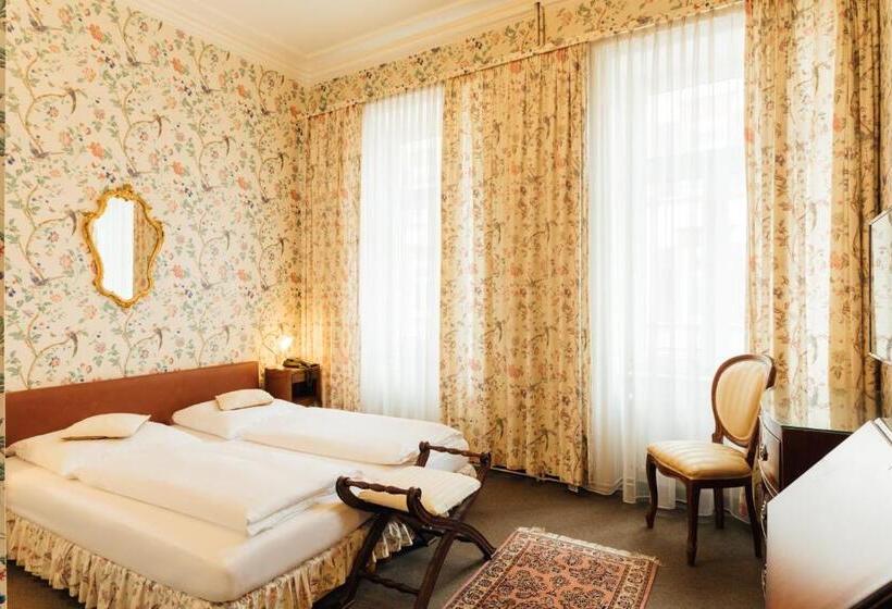 Номер Стандарт, Das Kleine Hotel In Ruhiger Stadtlage