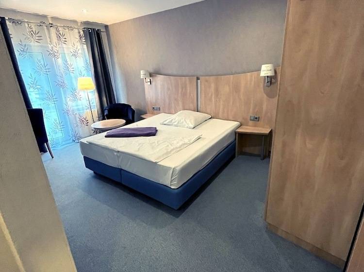 Номер Стандарт, Aquarius Braunschweig