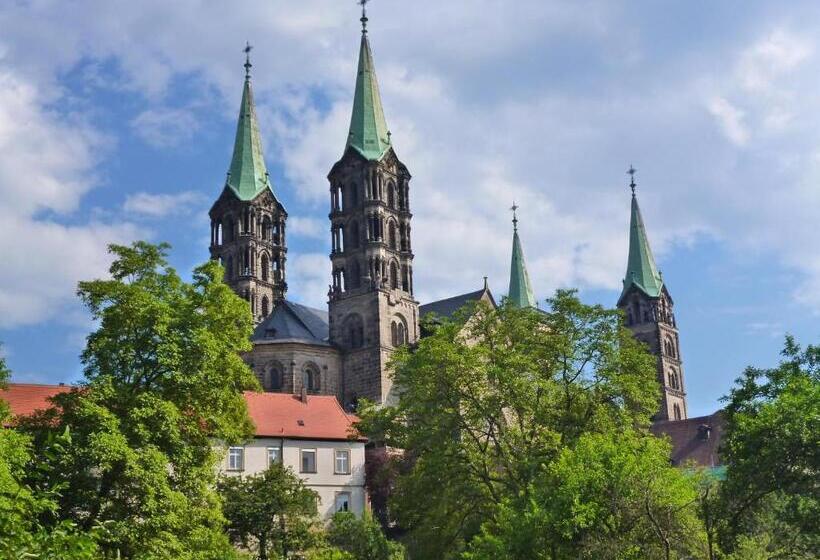 Номер Стандарт, Am Brauereidreieck