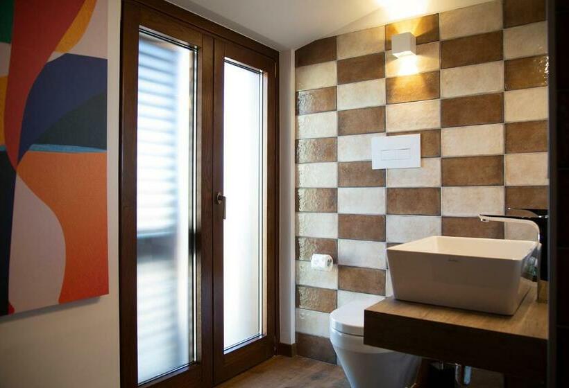 Стандартный Номер Кровать Кинг, Mantra Suite&rooms
