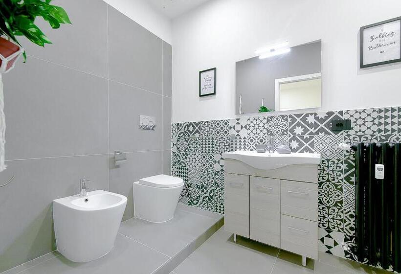 اتاق استاندارد, Alle Porte Del Centro   Guest House   Reggio Emilia   Ingresso Centro Storico   Parcheggio Gratuito