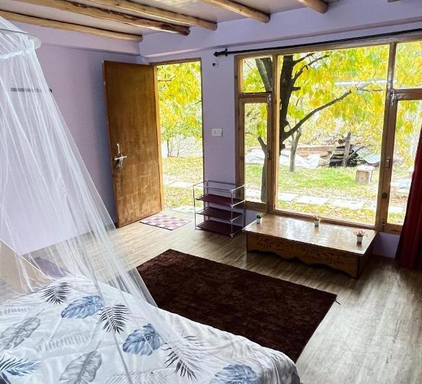 Номер Deluxe, Sukoon Stays Manali