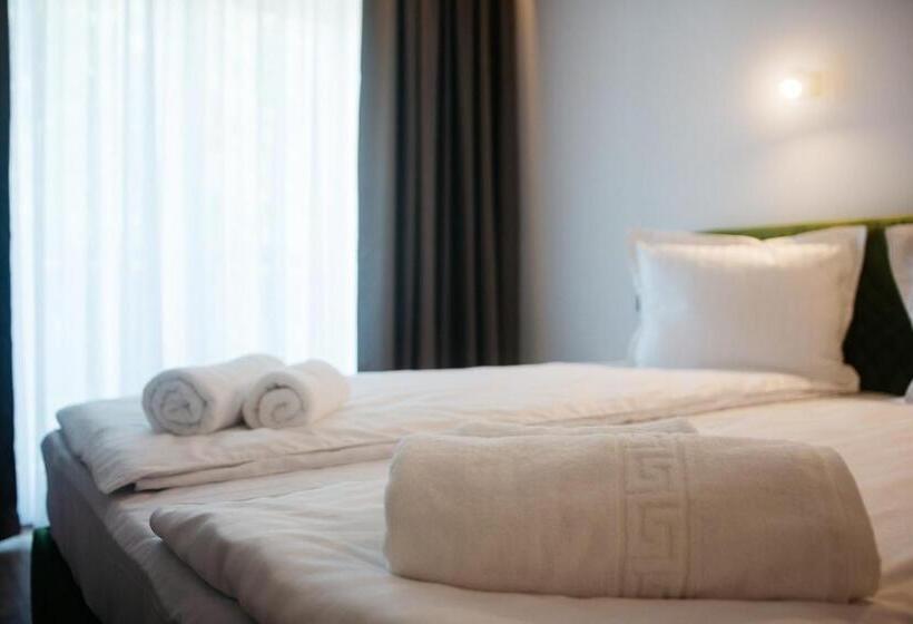 اتاق لوکس, Vila Noblesse