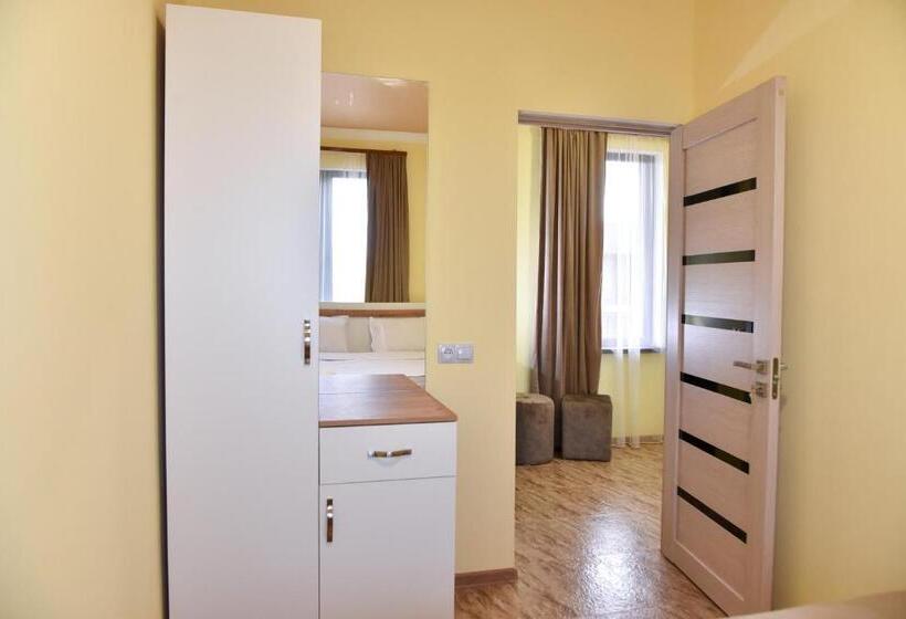 Четырехместный Номер Стандарт с Балконом, Aba Resort