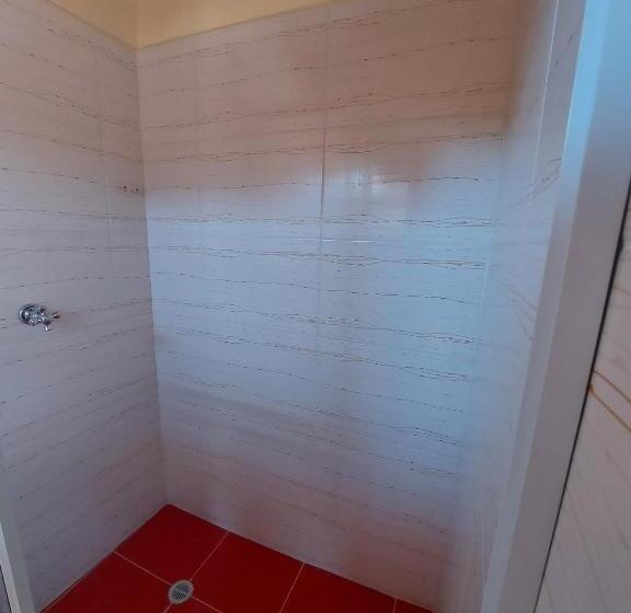 Номер Стандарт, Hostal Heliconias