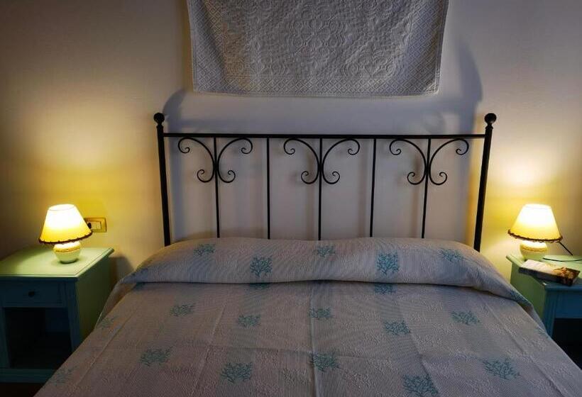 Номер Стандарт с Балконом, La Corte Degli Ulivi   Albergo Rurale