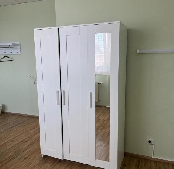 Номер Стандарт, Zimmer In Ramstein