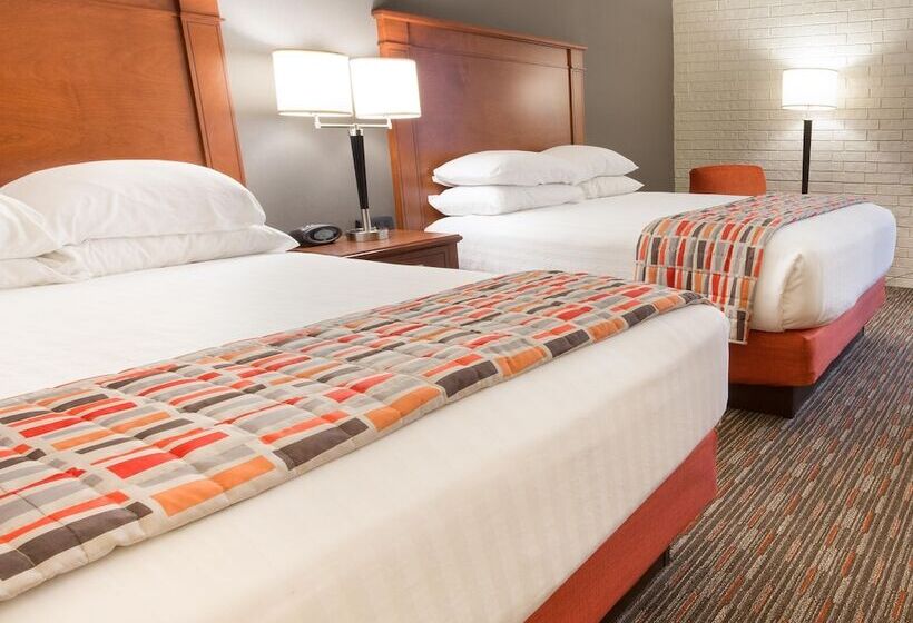 Номер Deluxe, Drury Inn & Suites Joplin