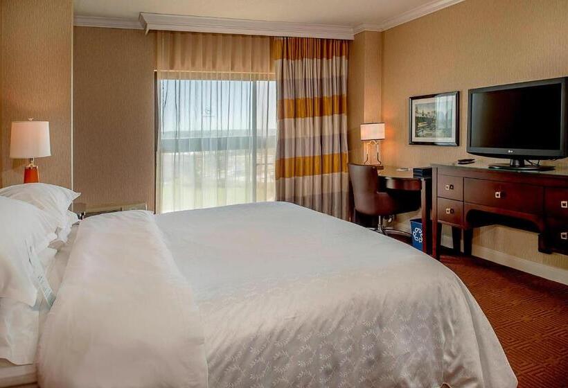 Люкс Кровать Кинг, Sheraton Westport Plaza