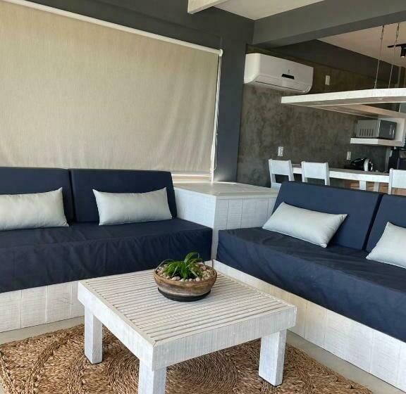 침실 1개 바다 전망 아파트, Club De Mar Condo