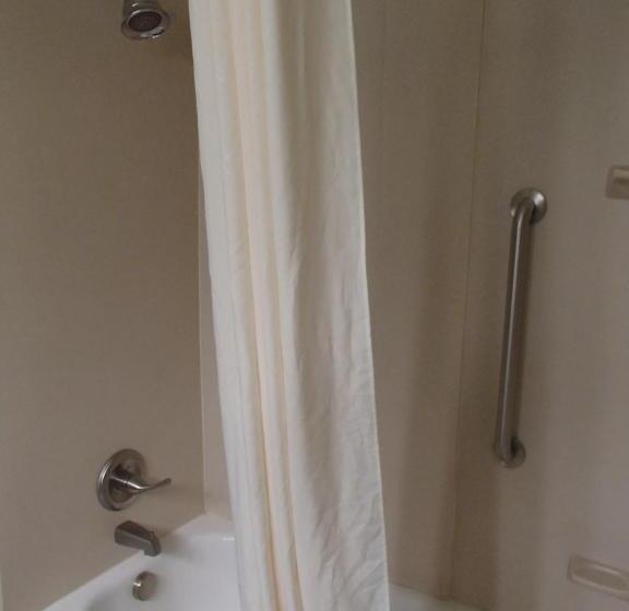 Стандартный Номер Кровать Кинг, Wingate By Wyndham Slidell/new Orleans East Area