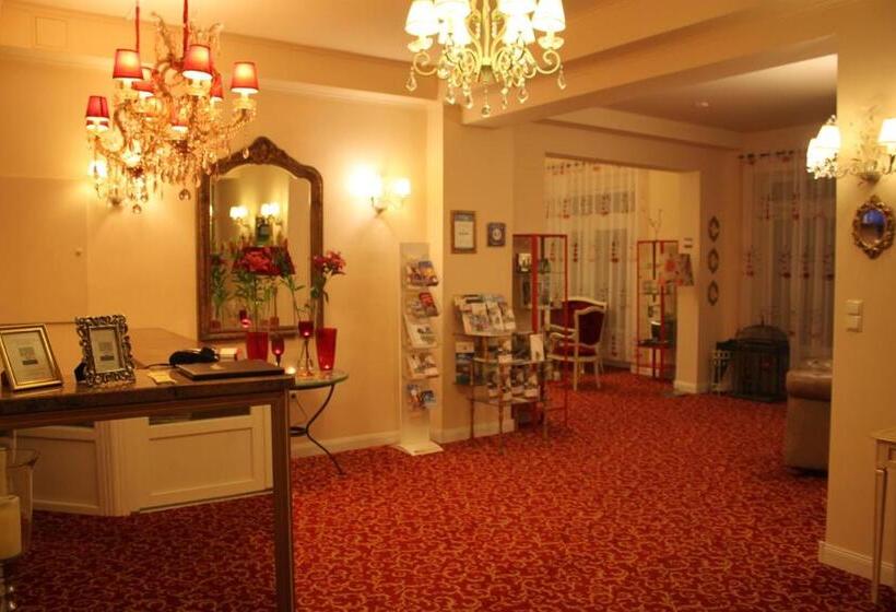 Люкс с Балконом, Al Faro Lodge Am See