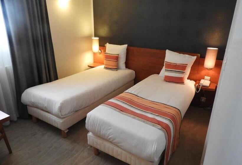 Номер Стандарт, Logis Hôtel Le Pélican