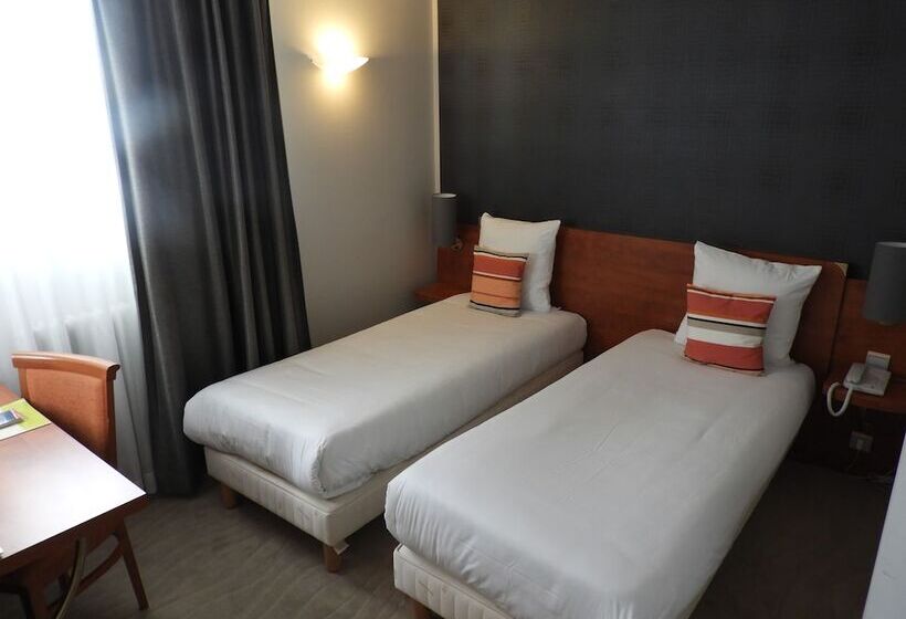 Номер Стандарт, Logis Hôtel Le Pélican