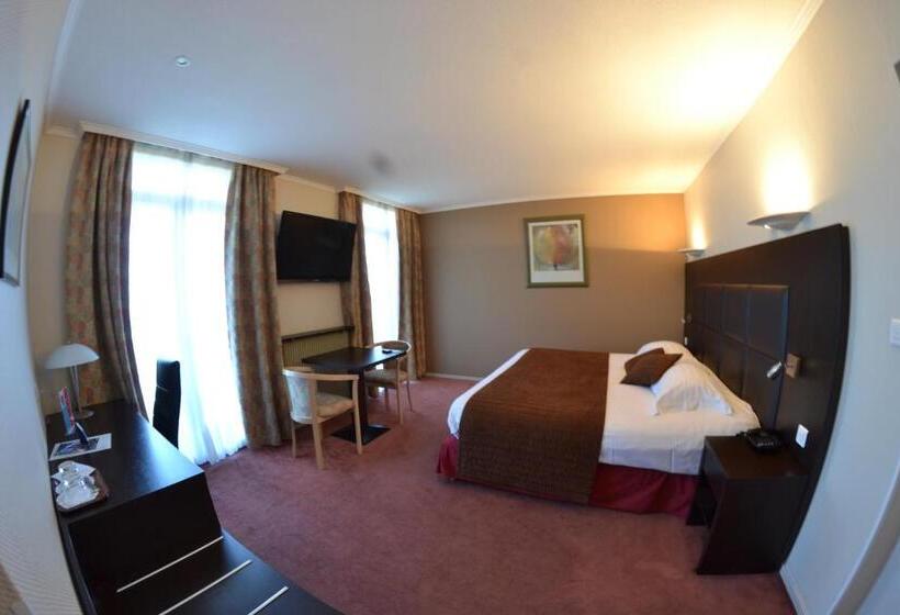 Номер Стандарт Вид на Озеро, Savoy Hôtel Evian