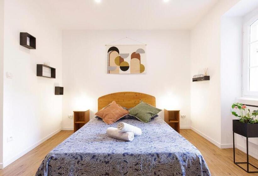 Номер Deluxe, Chambre Griffoul   Hypercentre   Gaillac