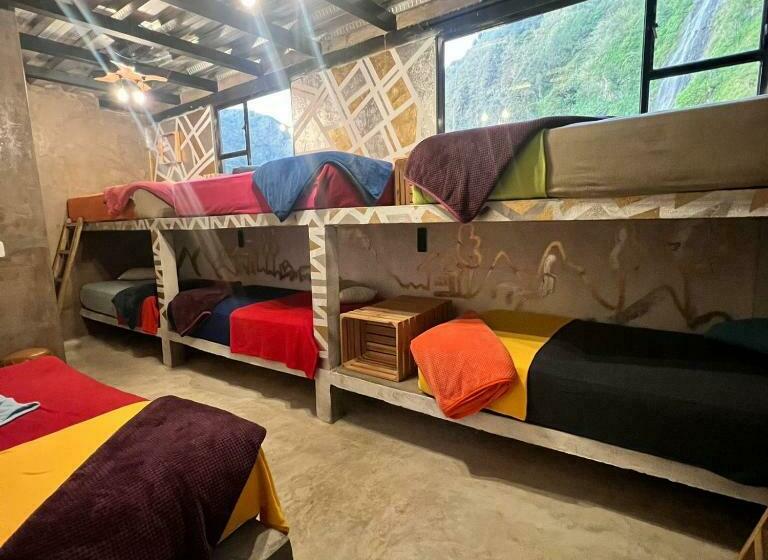 패밀리 룸, Hunter S House Hostel