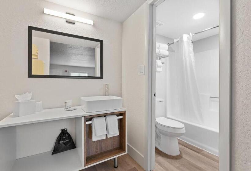 Номер Стандарт, Developer Inn Highway, A Howard Johnson By Wyndham